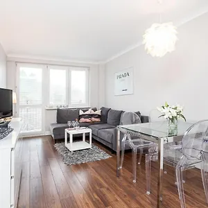 https://petit-paris-apartament-apartment.gdanskhotel.org